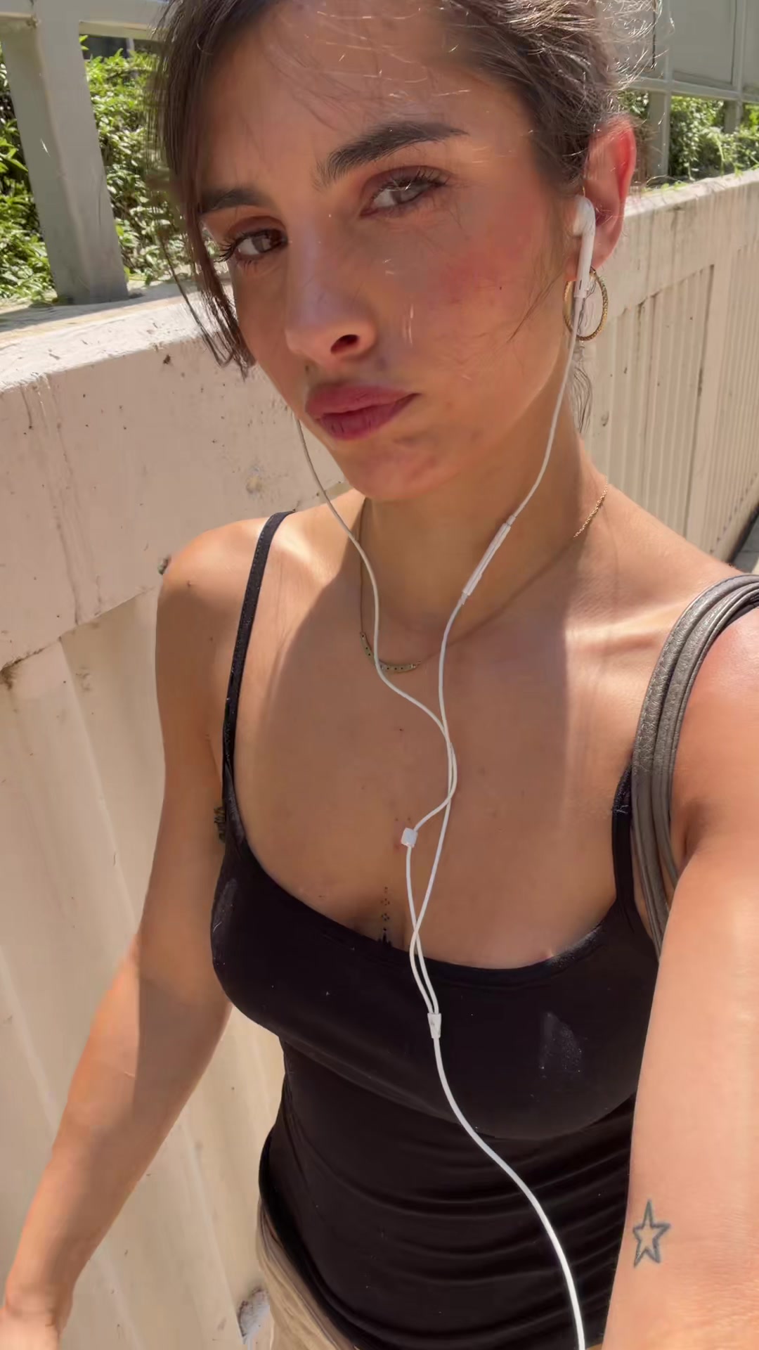 @Absolutlyavi