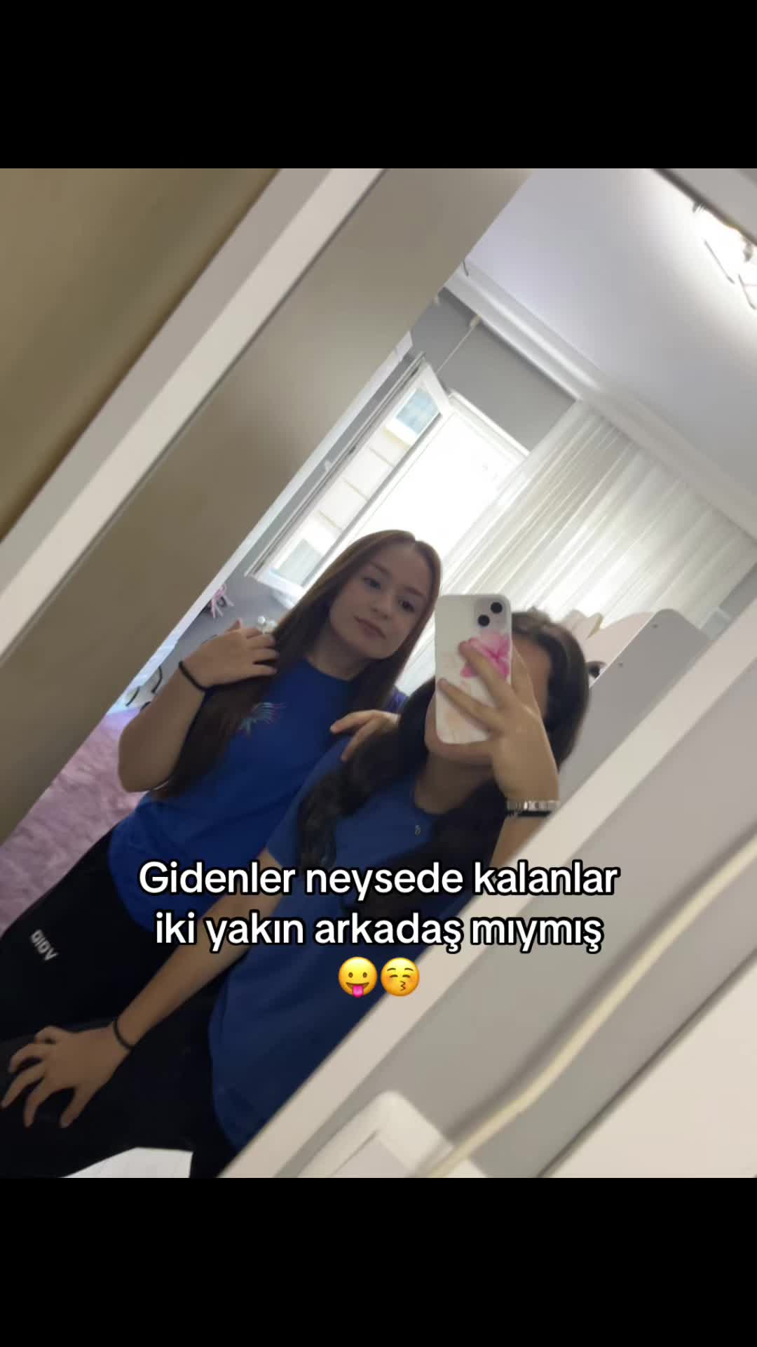 @gunditwinss😝😜😋