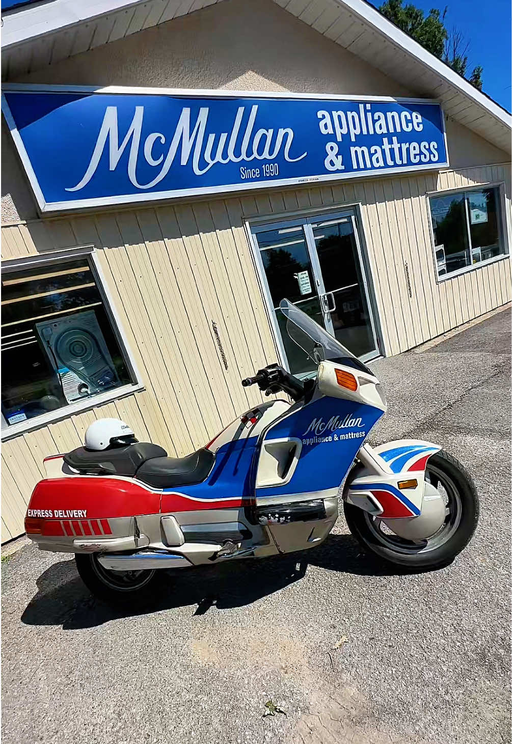 @McMullan Appliance & Mattress