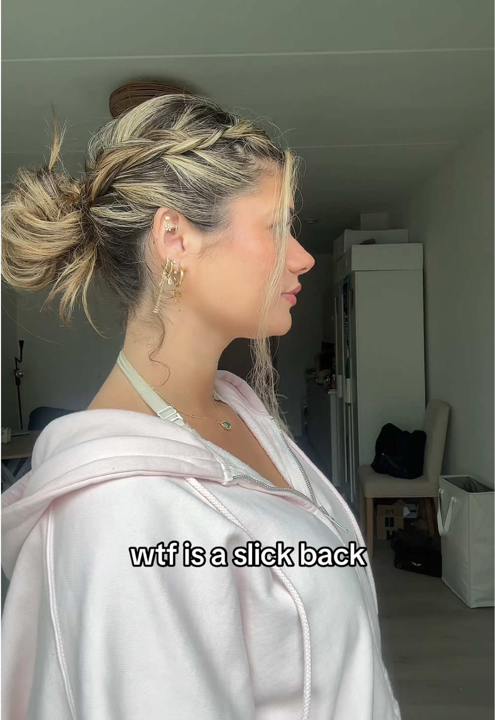 @Lora