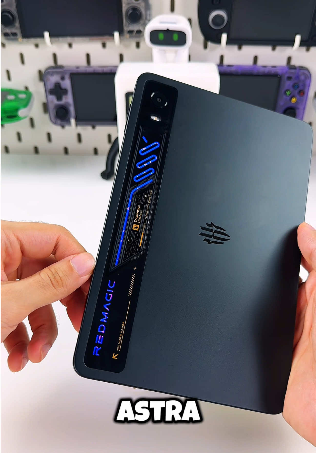 @Retro Gaming Consoles