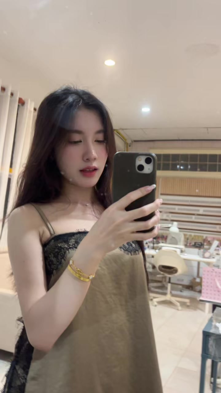 @LY
