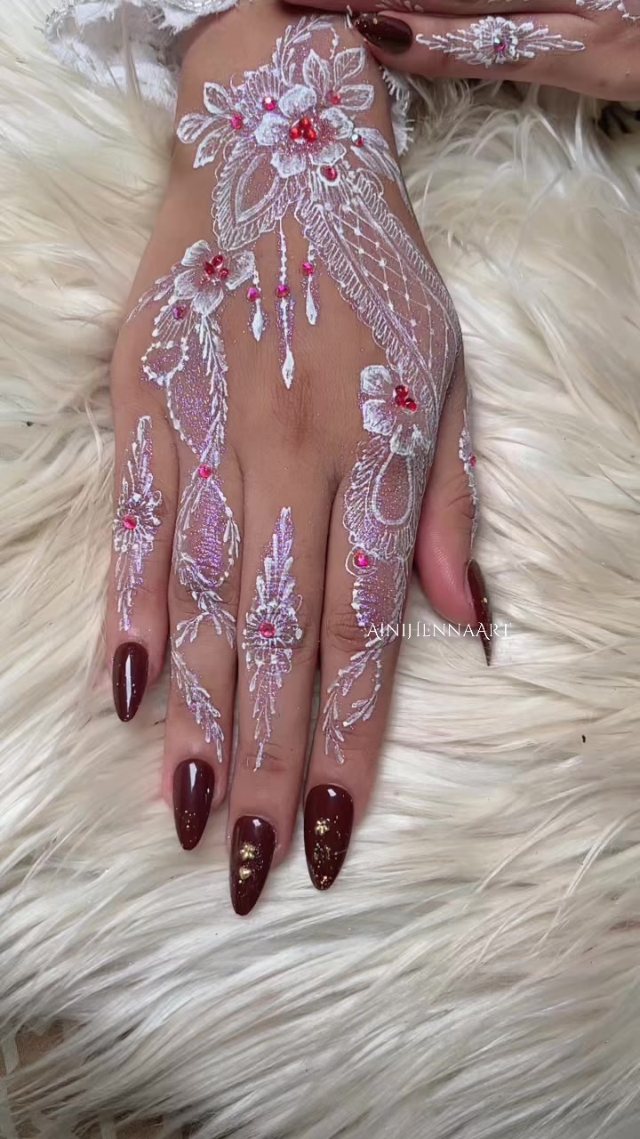@Aini Henna
