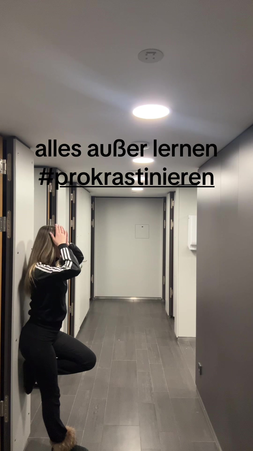 @luciaaaaaabhr