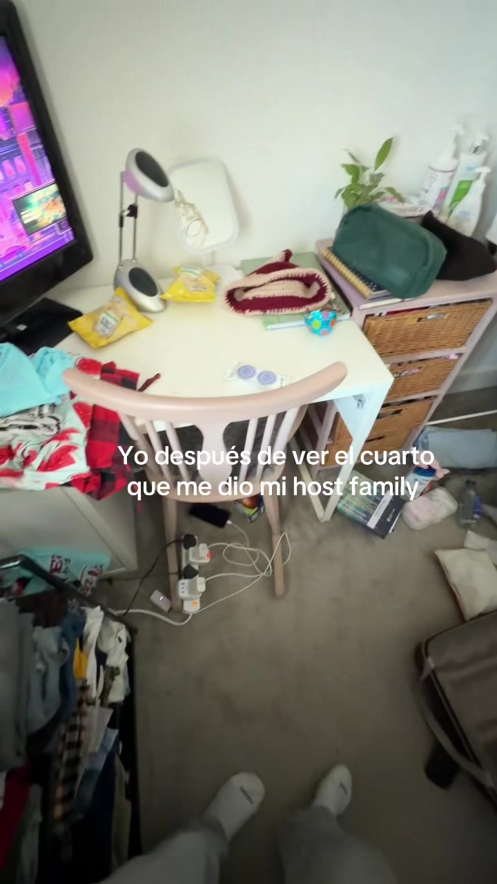 @Valen