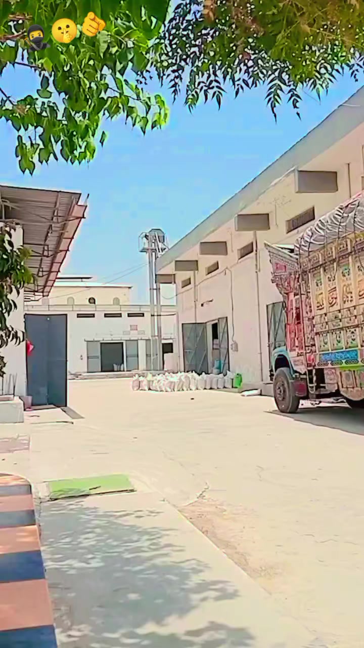 @حسنین جٹ