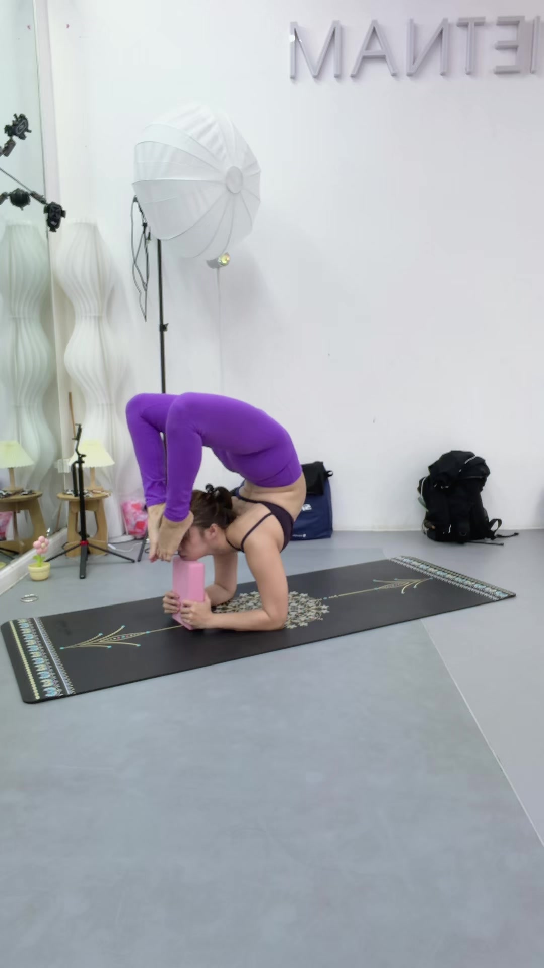 @Tiênyoga_Barney