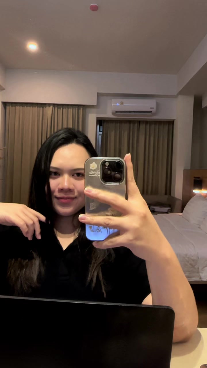 @Mallikajourney 👸🏻