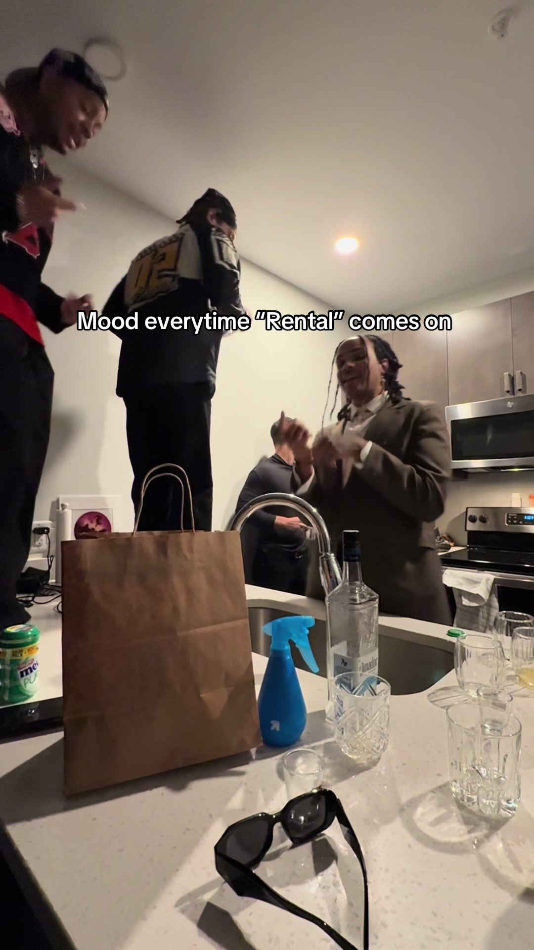 @SEEZYN
