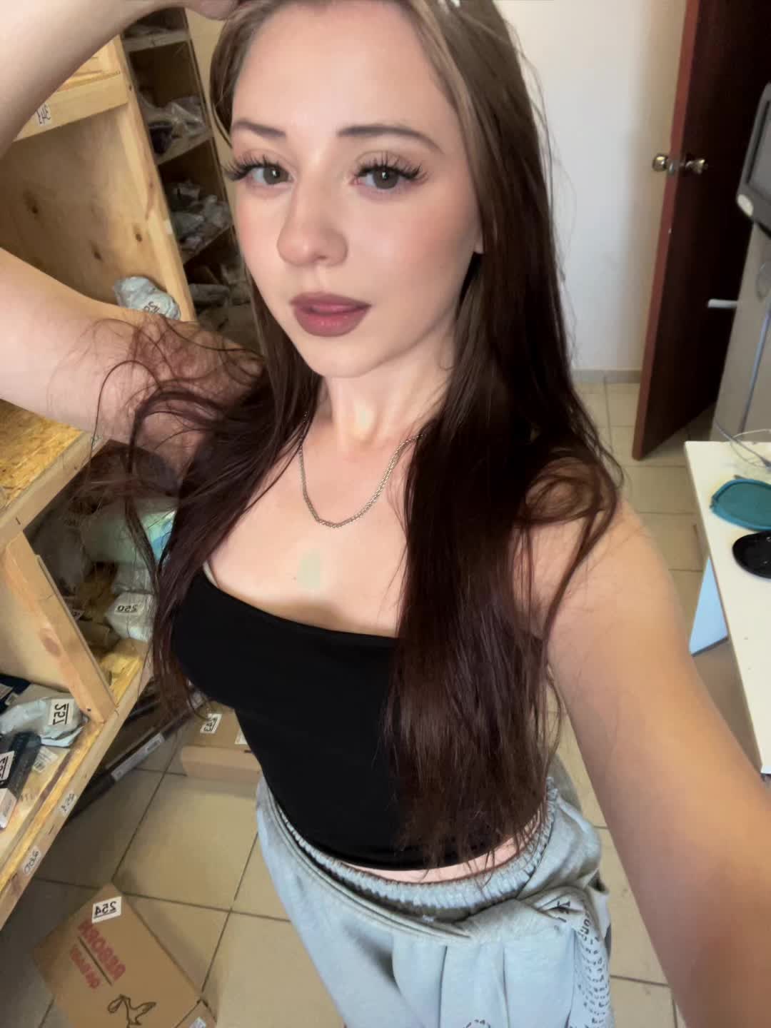 @Persikova