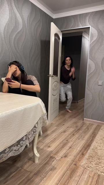 @el_i_n_k_a_