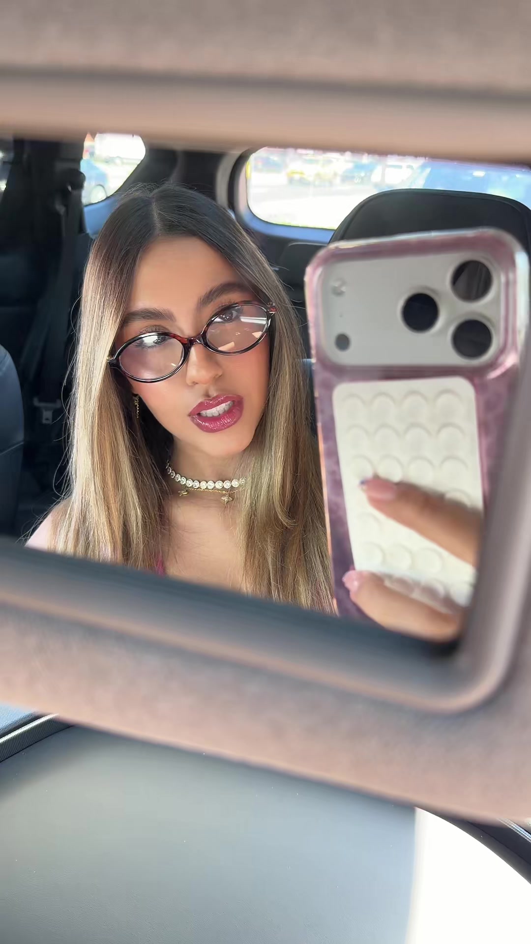 @isabellacontrerast