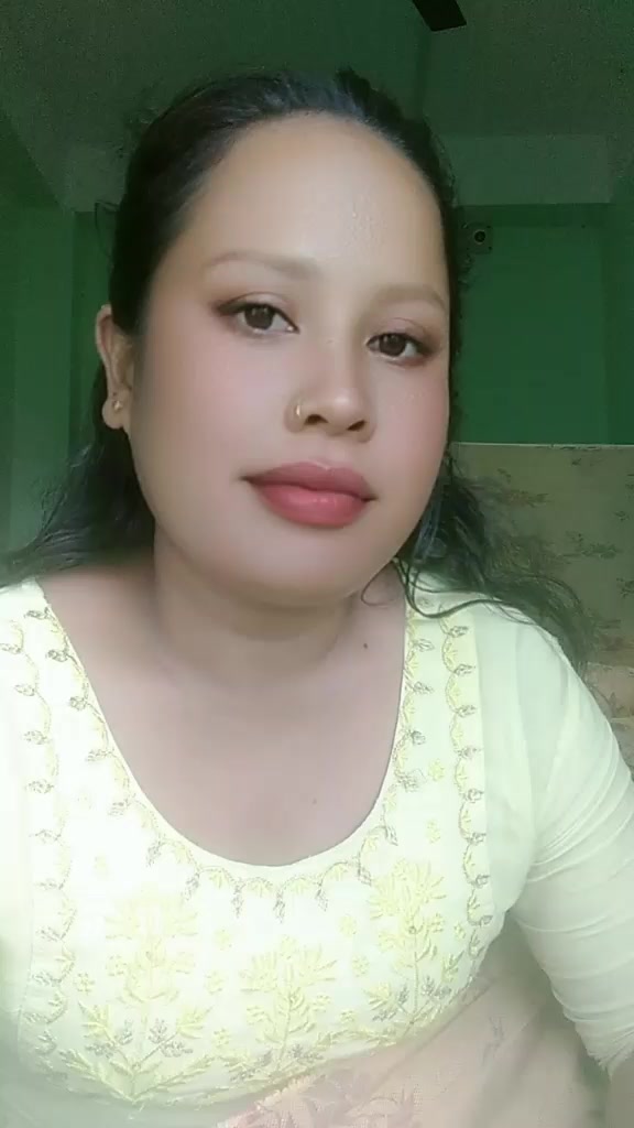 @ishika🌻🦋