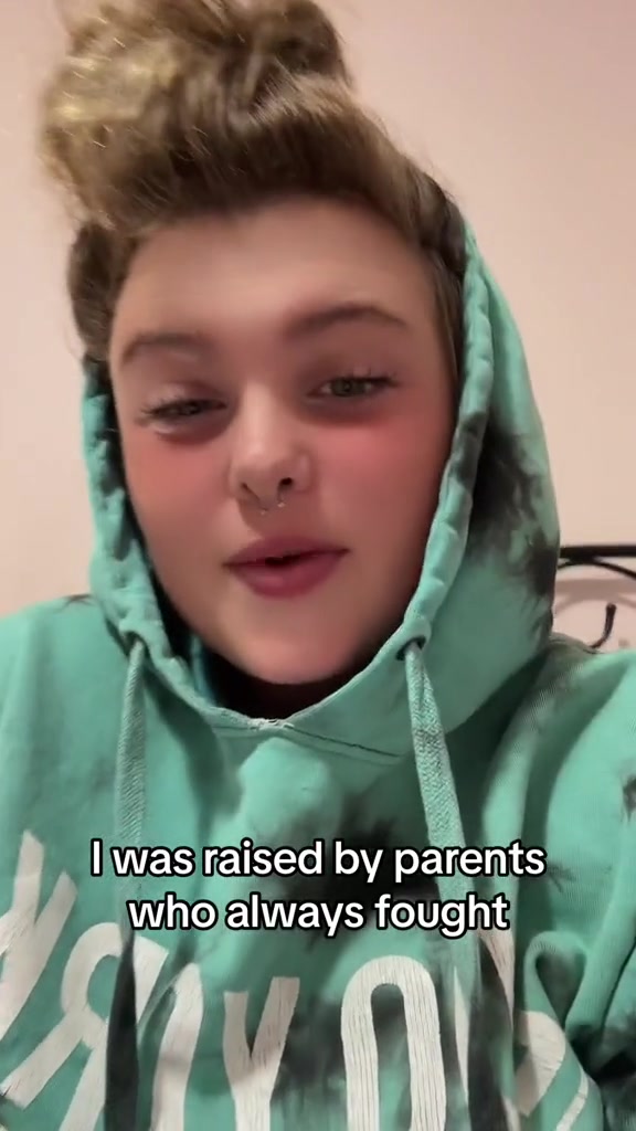 @Em🤍