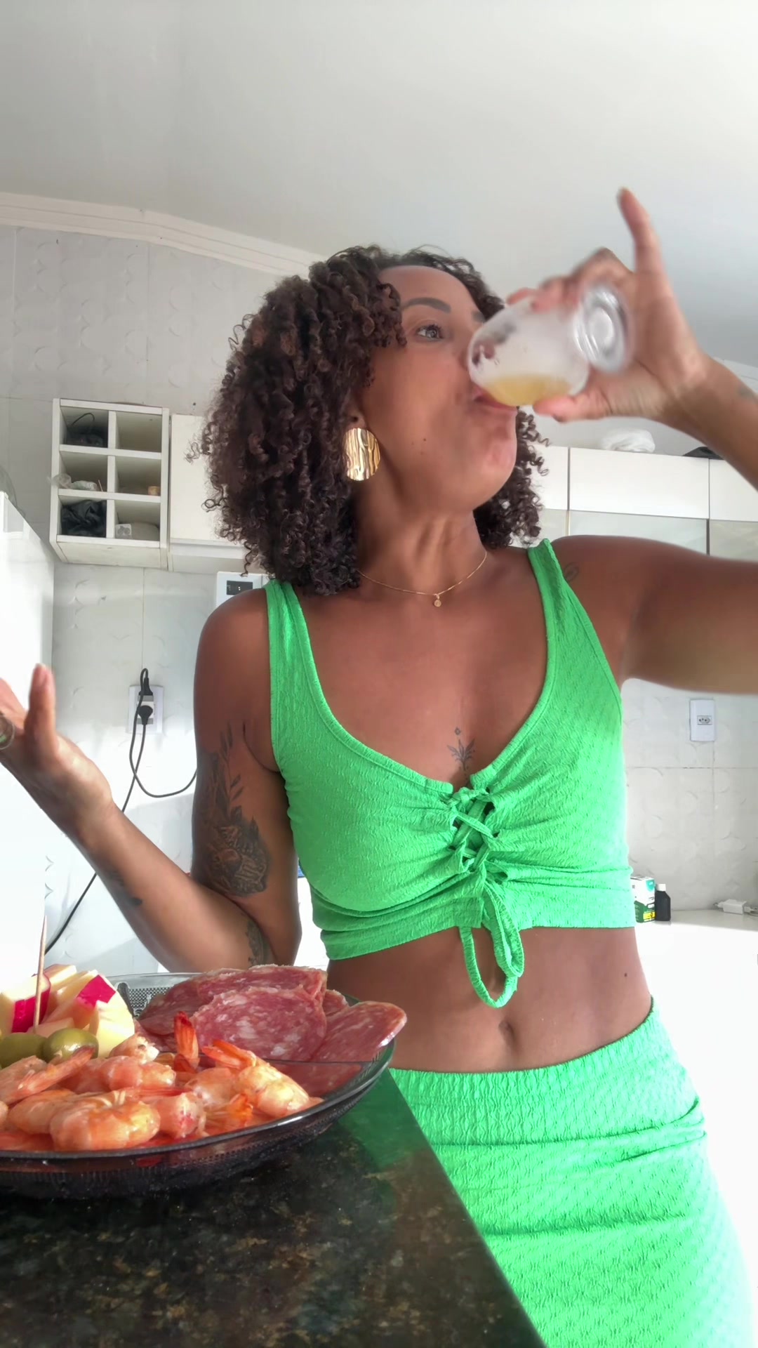 @Ravenia Maria