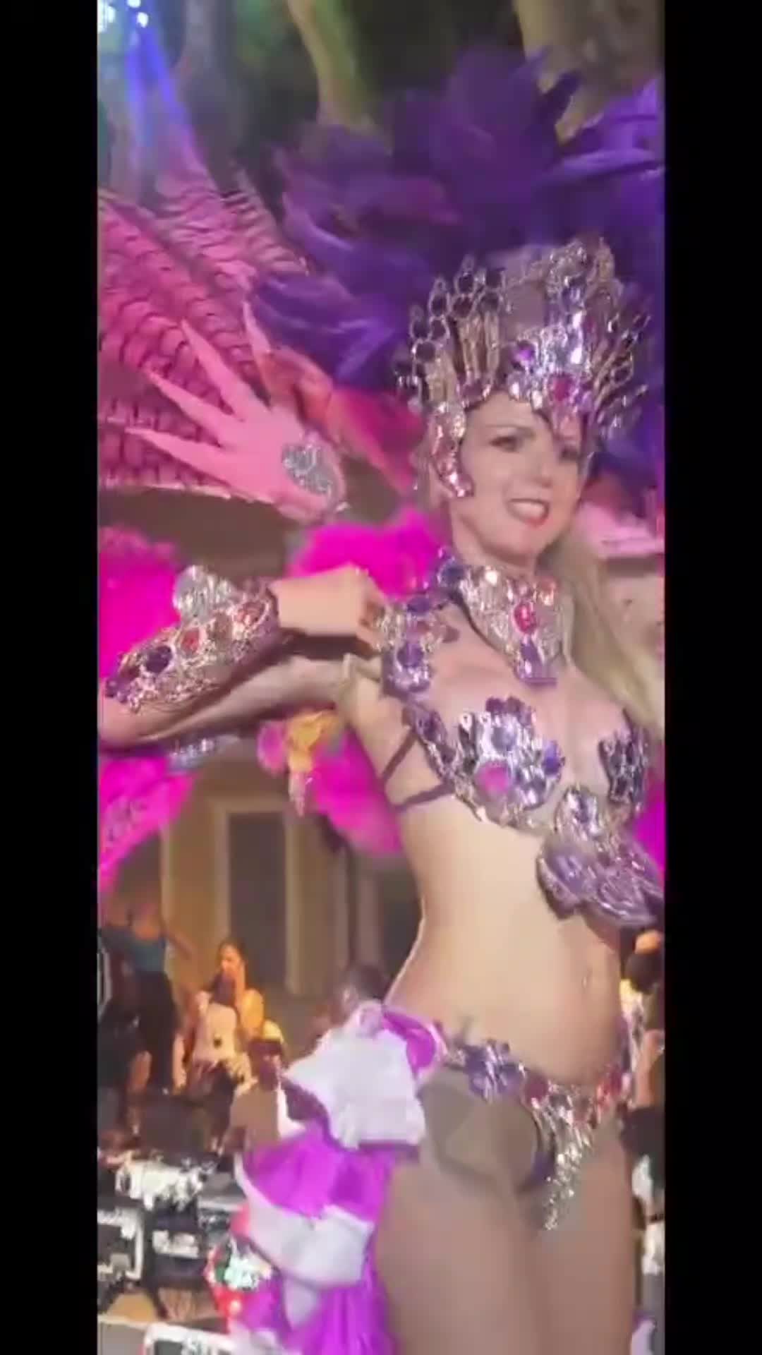 @Malia
