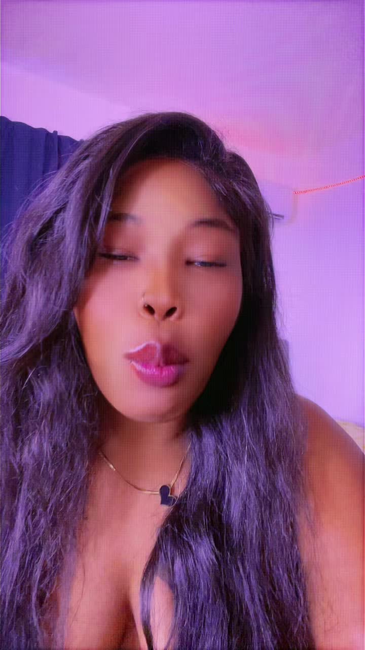 @Neyoudope Gyal
