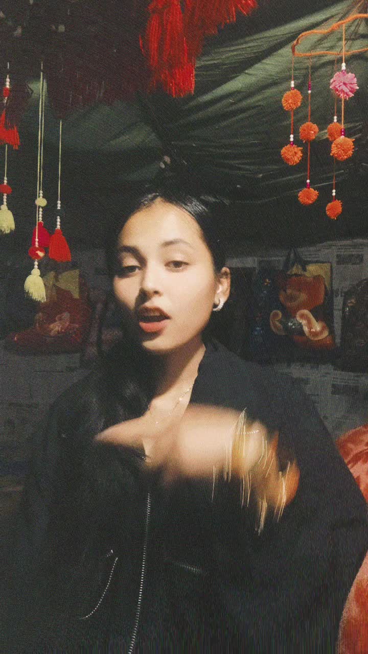 @nishu🦚🫂