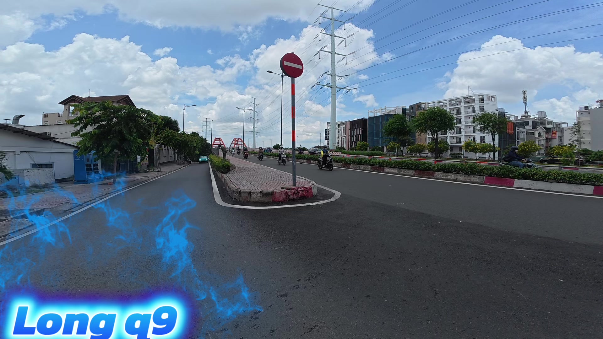 @Long Quận 9