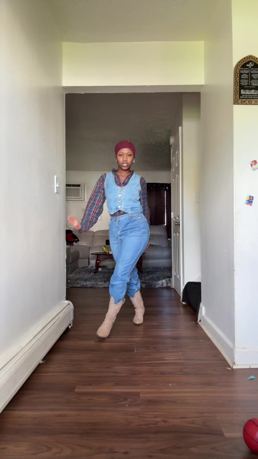 @Niya_Sabna