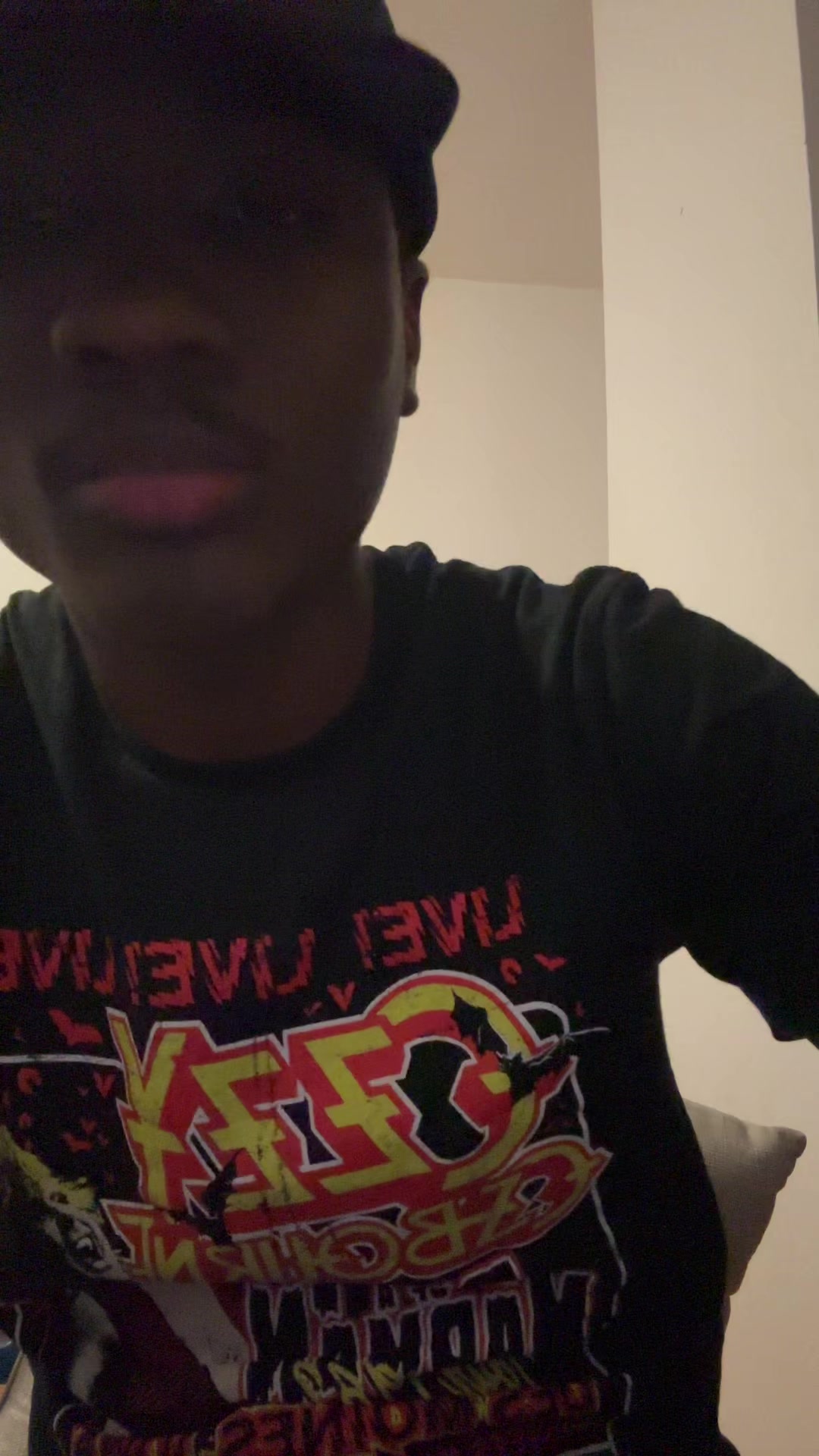 @𝐃 𝐕 𝐍 𝐈 𝐄 𝐋 👽