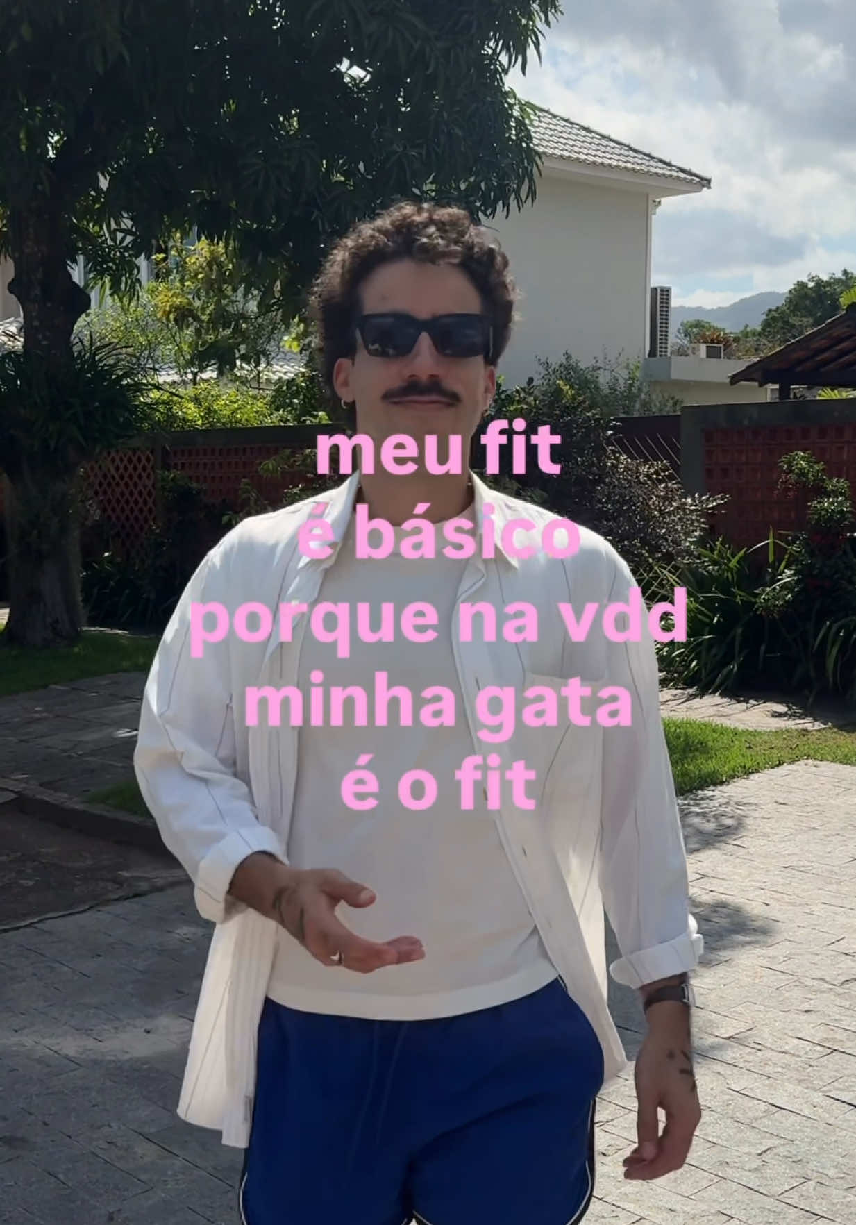 @Arthur de Carvalho