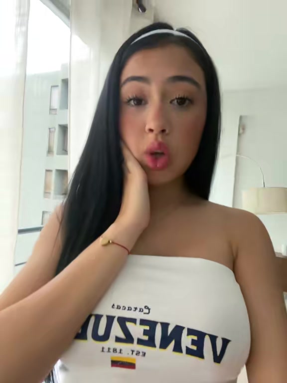 @Camila ♕︎