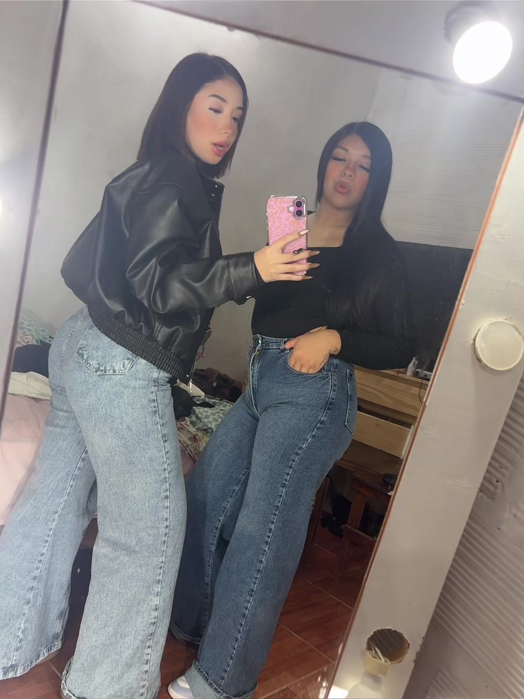 @Kiara