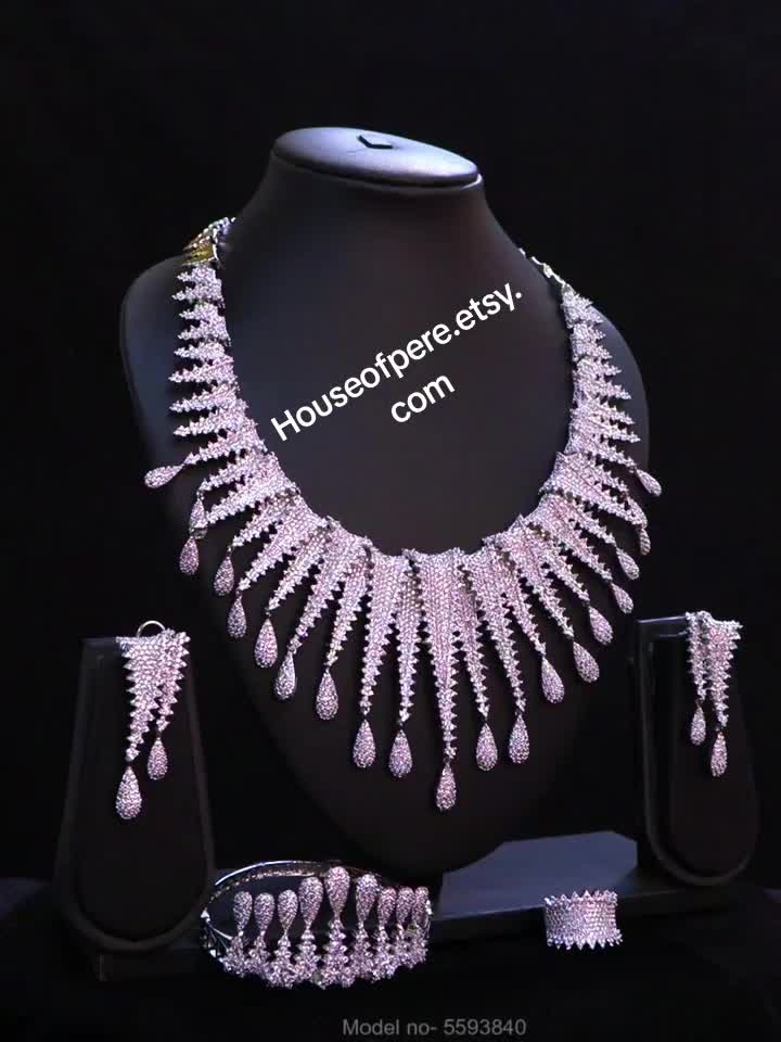 @House Of Pere