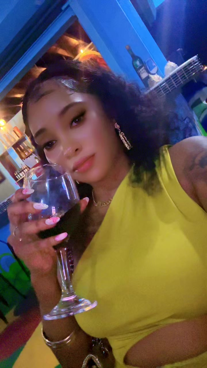@Pretty_Priscilla