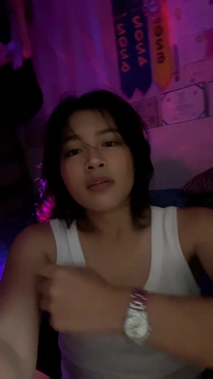 @aizanggii