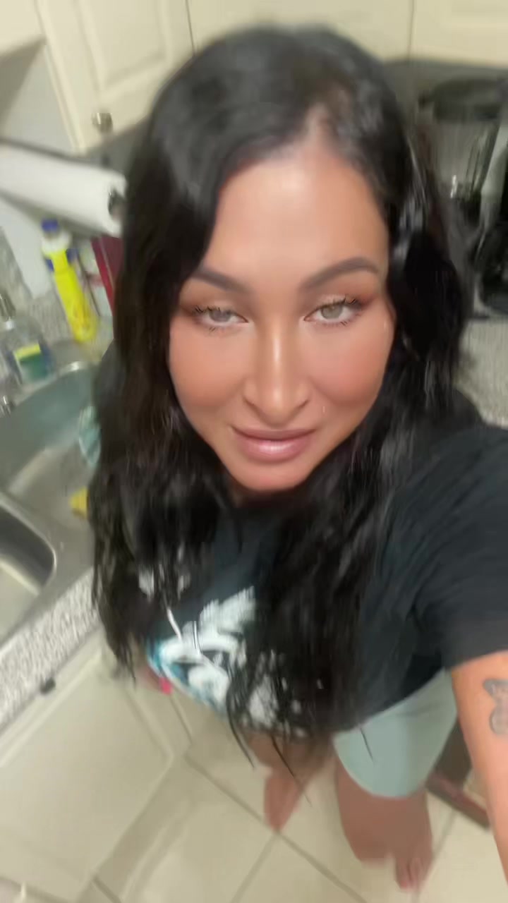 @Italiangirl🇮🇹native🇨🇦🇨🇦
