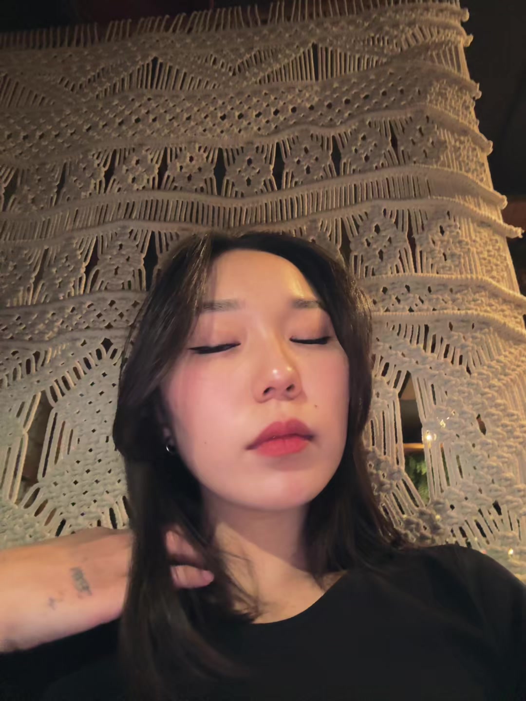 @vi.jpg