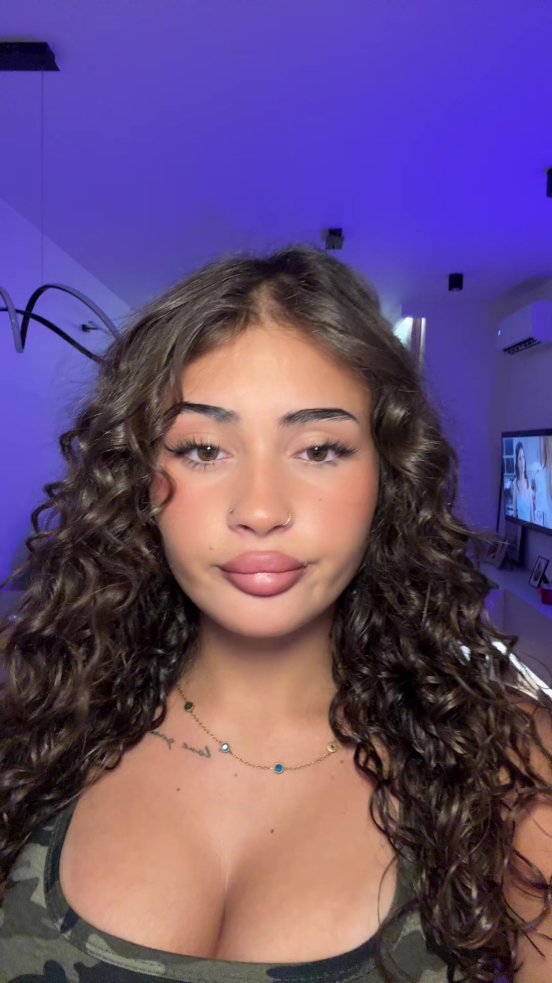 @Niki