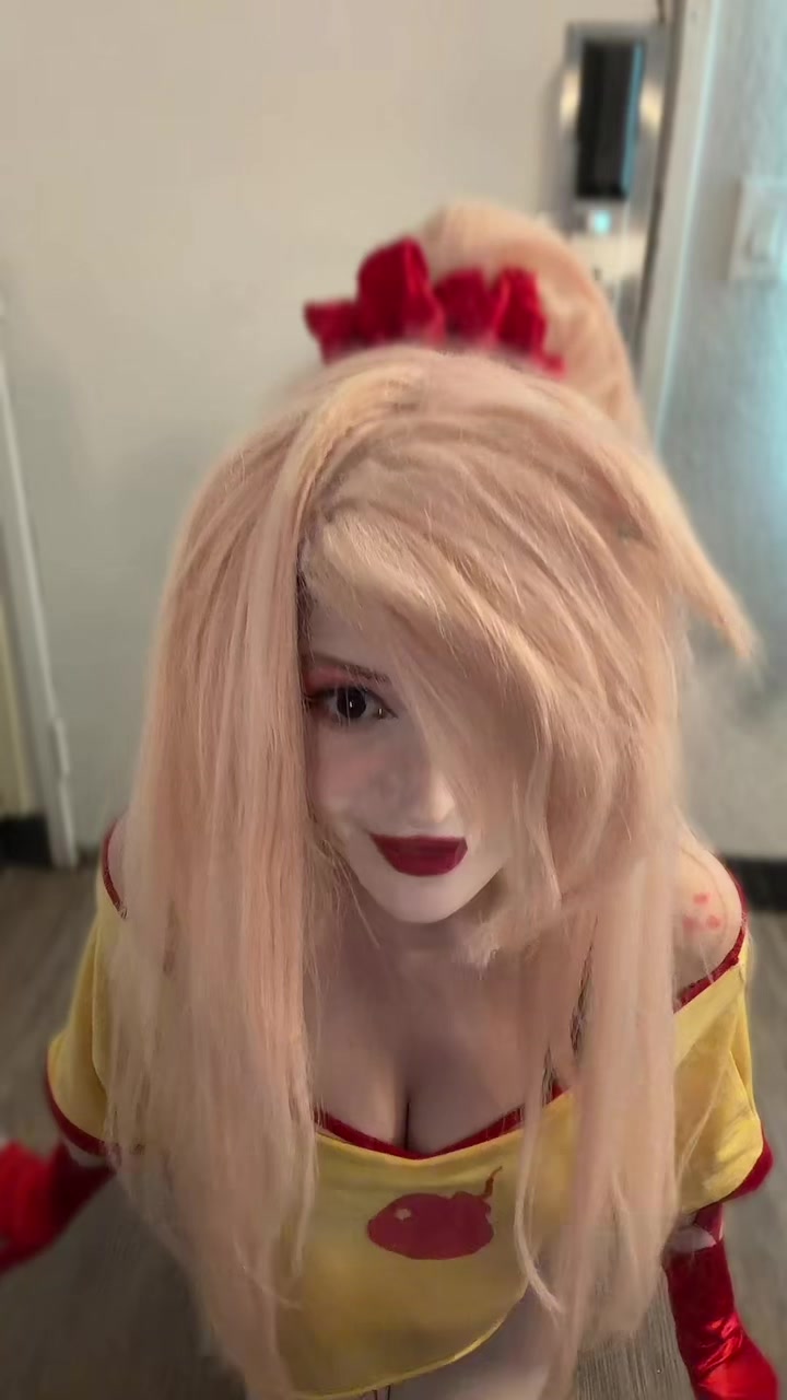 @KandiKwinn