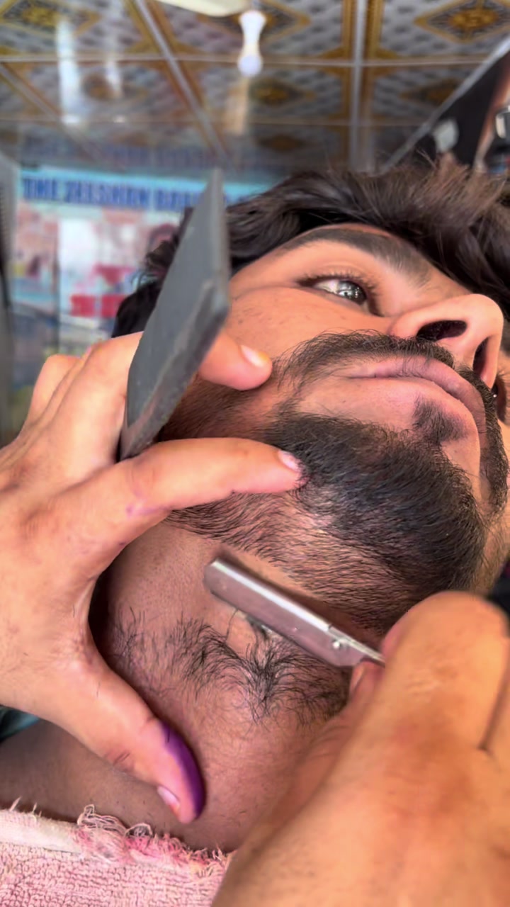 @💈THE ZEESHAN✂️ BARBER SHOP💈