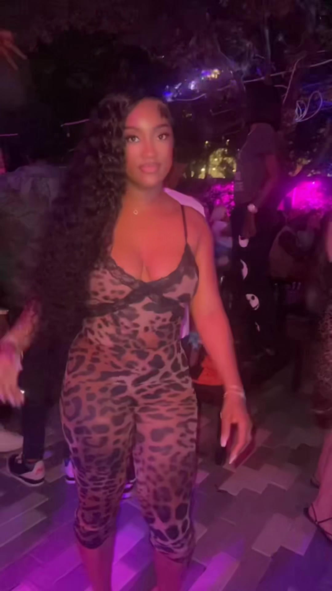 @leeasolovely