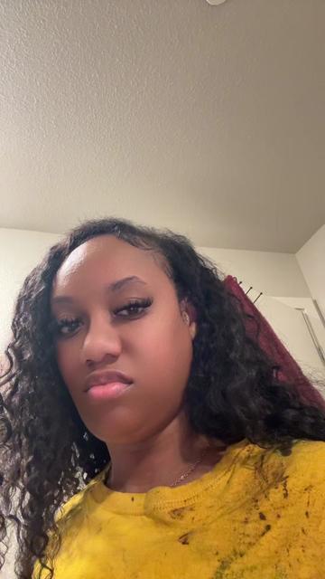 @Lay ✨
