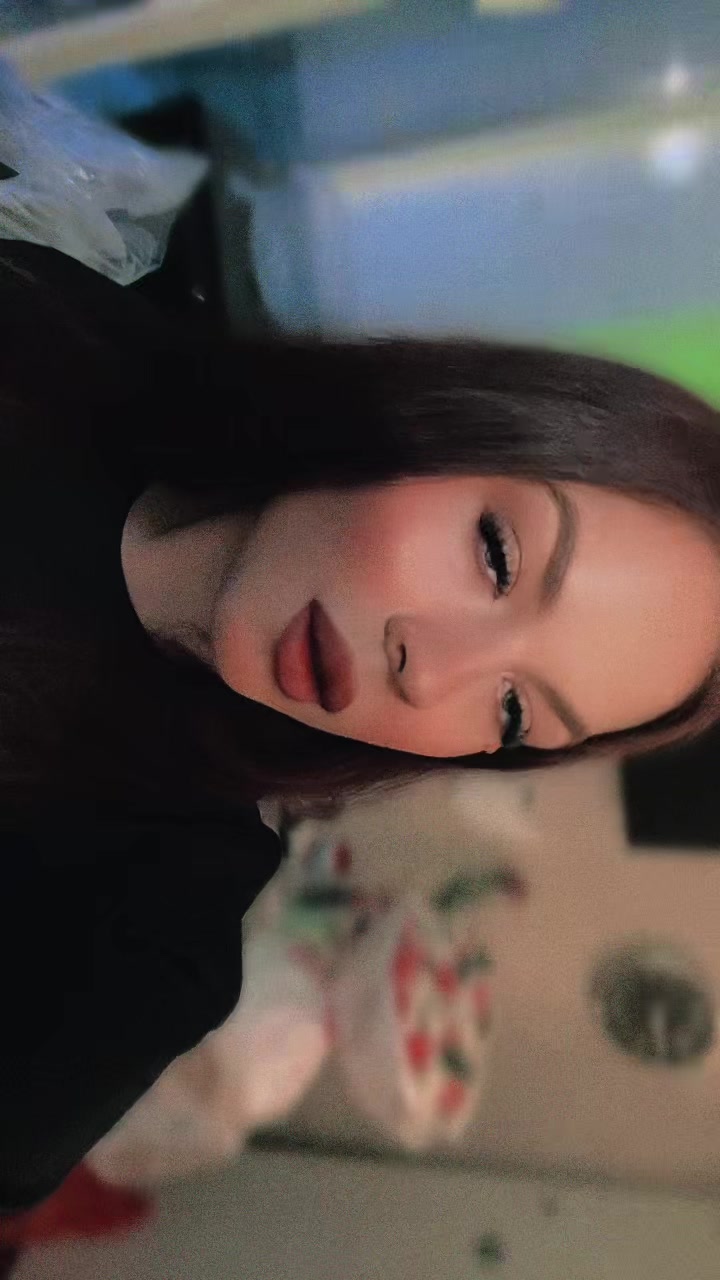@Арина Никонова