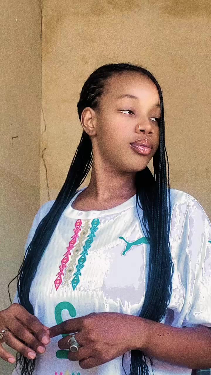@Pretty——Linda 🫂🤤❤️🩹