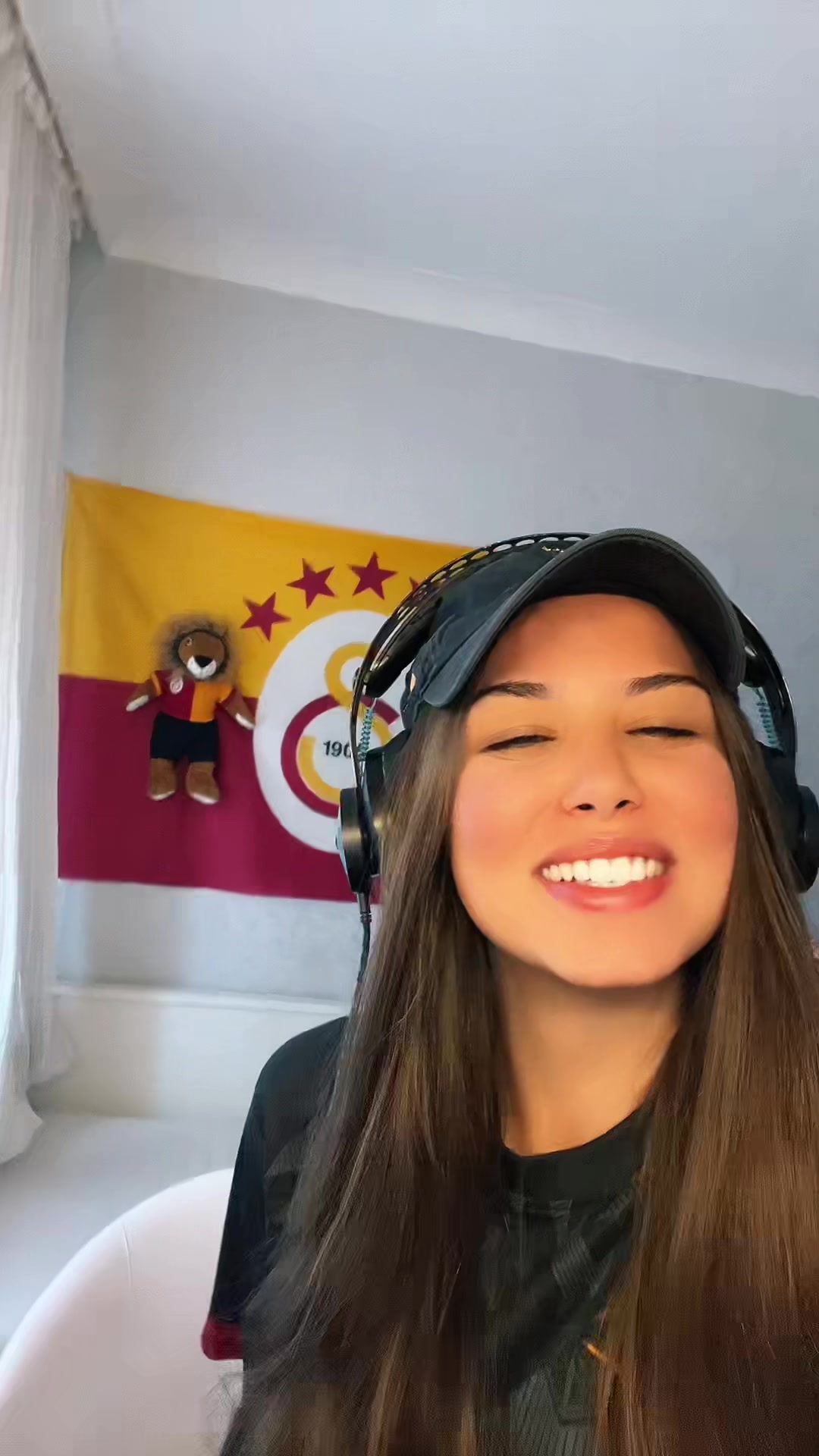 @wiepoisonlive
