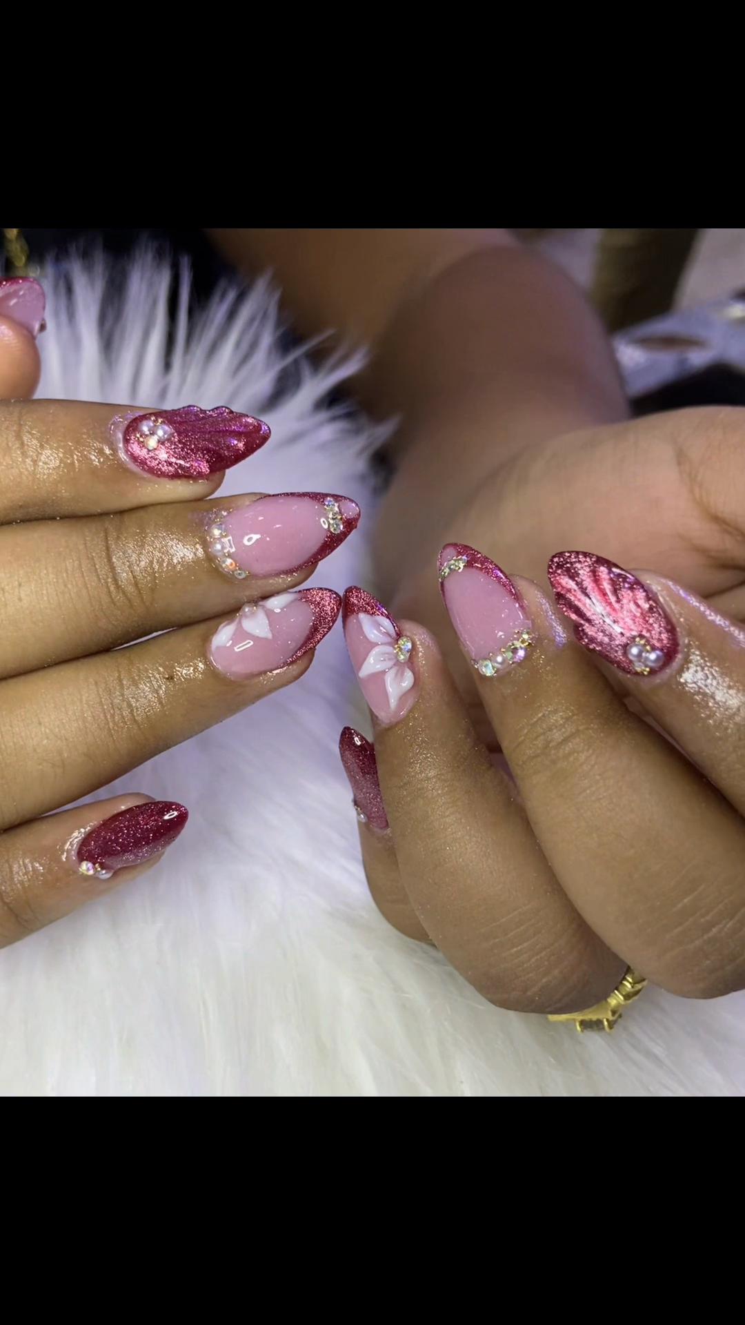 @🦋Sha's beuaties and more 🦋