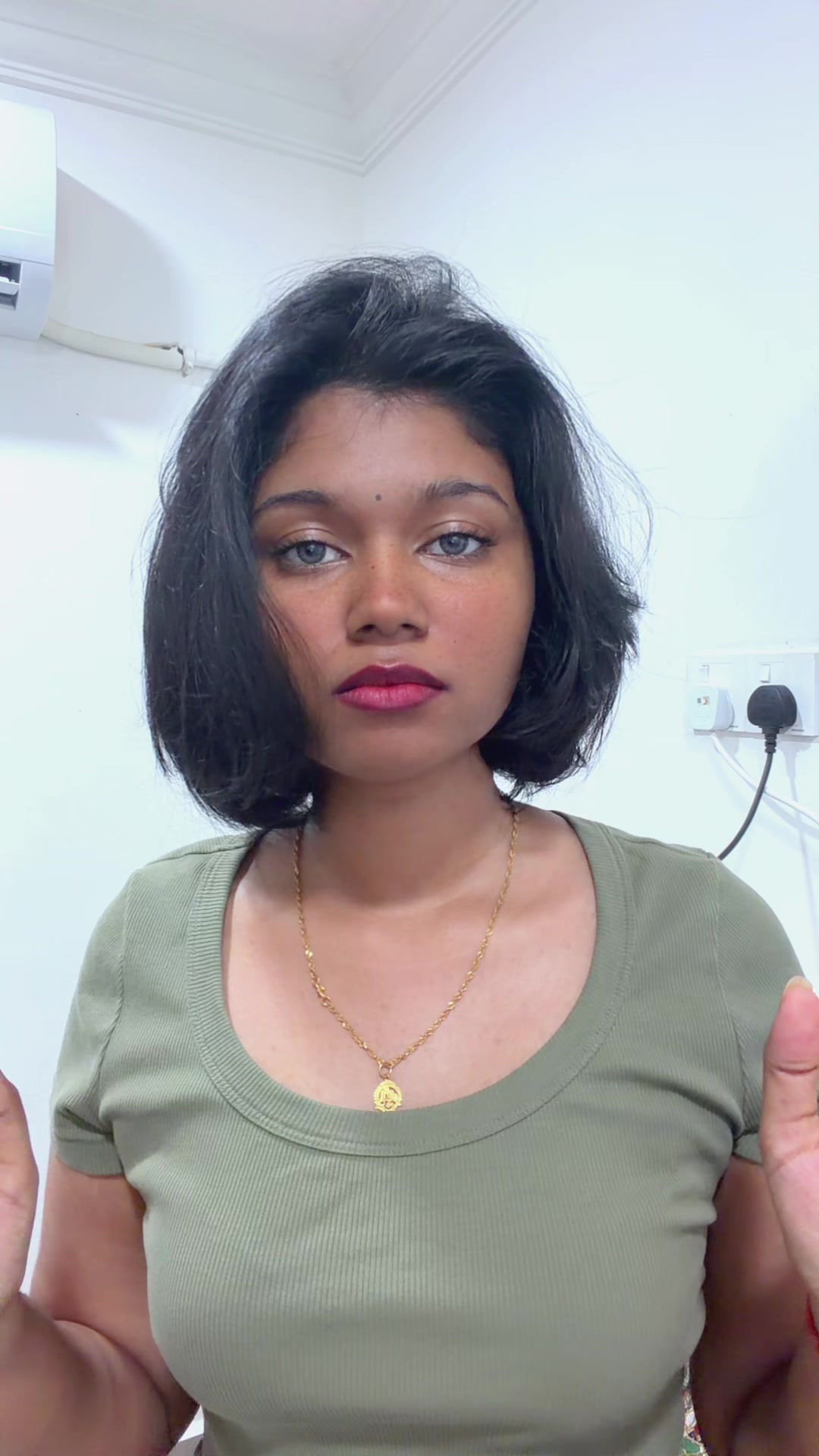 @KRITIKA_RATHNA KUMAR🦋