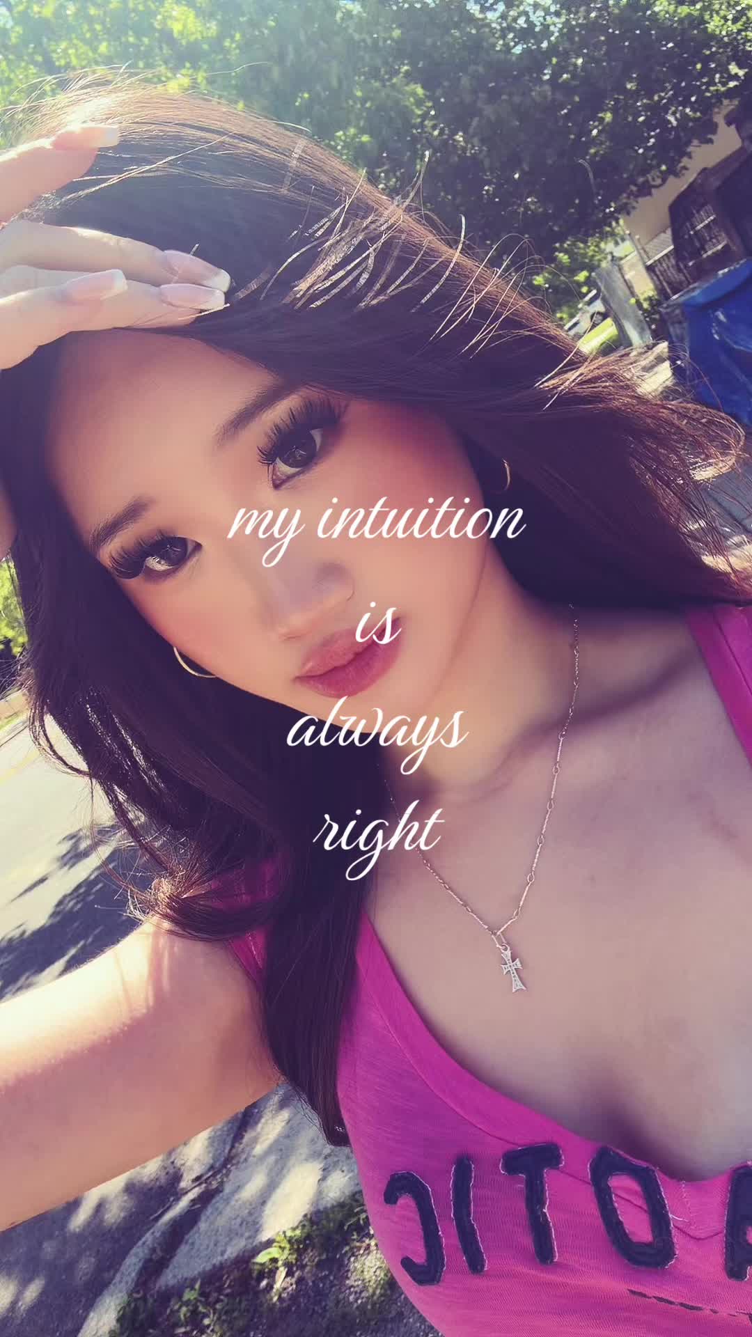 @isaqella