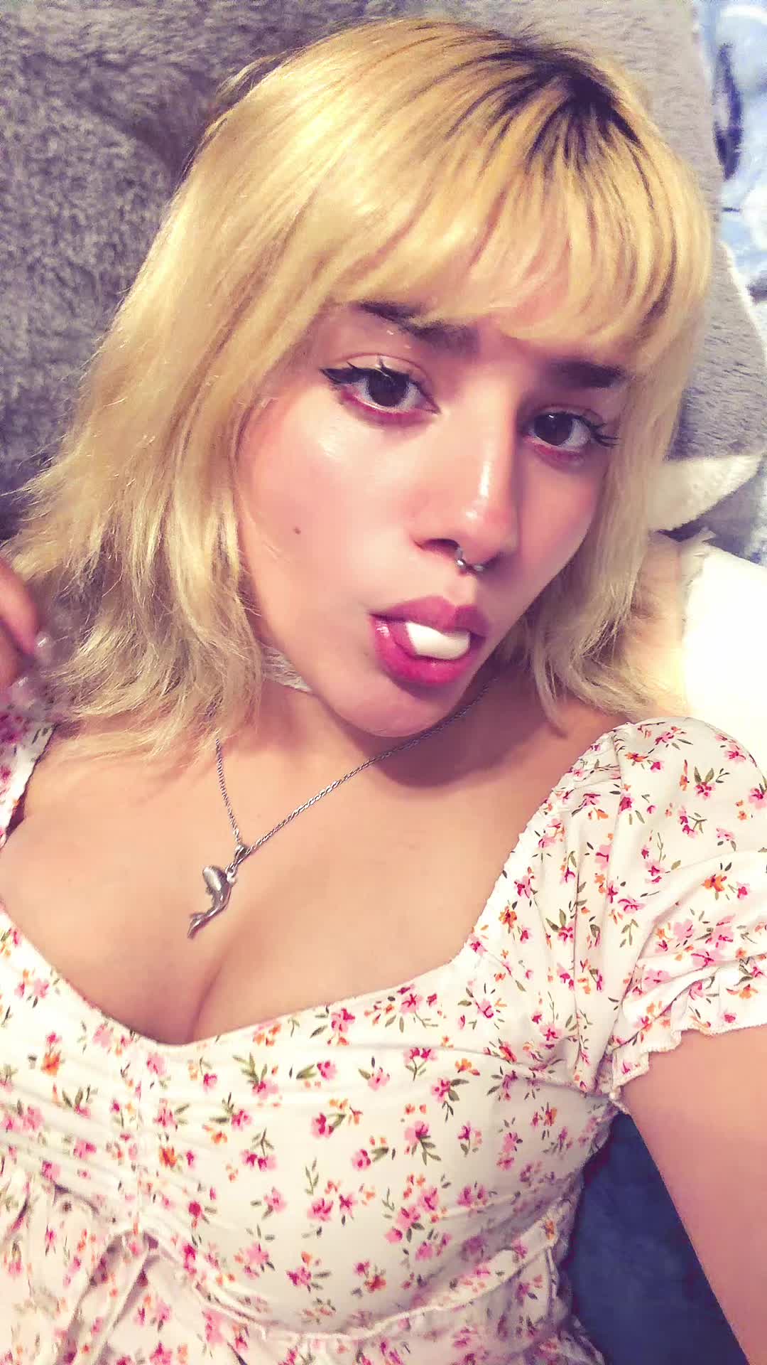 @moonsharkk