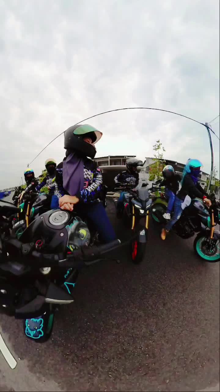 @YahKoboiii