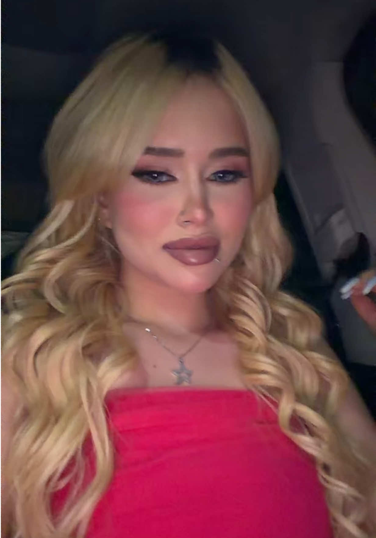 @heliaydn