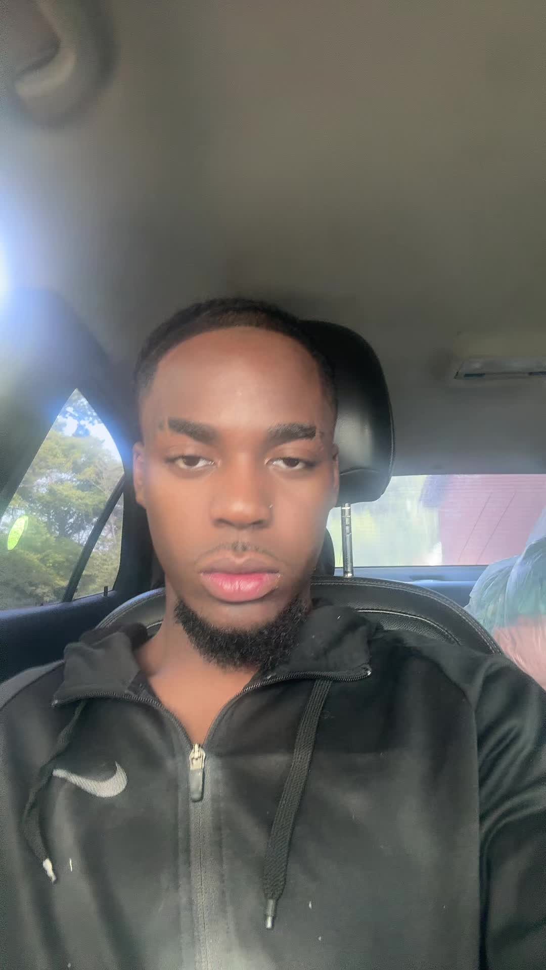 @𝙢𝙖𝙞𝙣𝙚𝙨𝙡𝙚𝙚𝙯𝙚