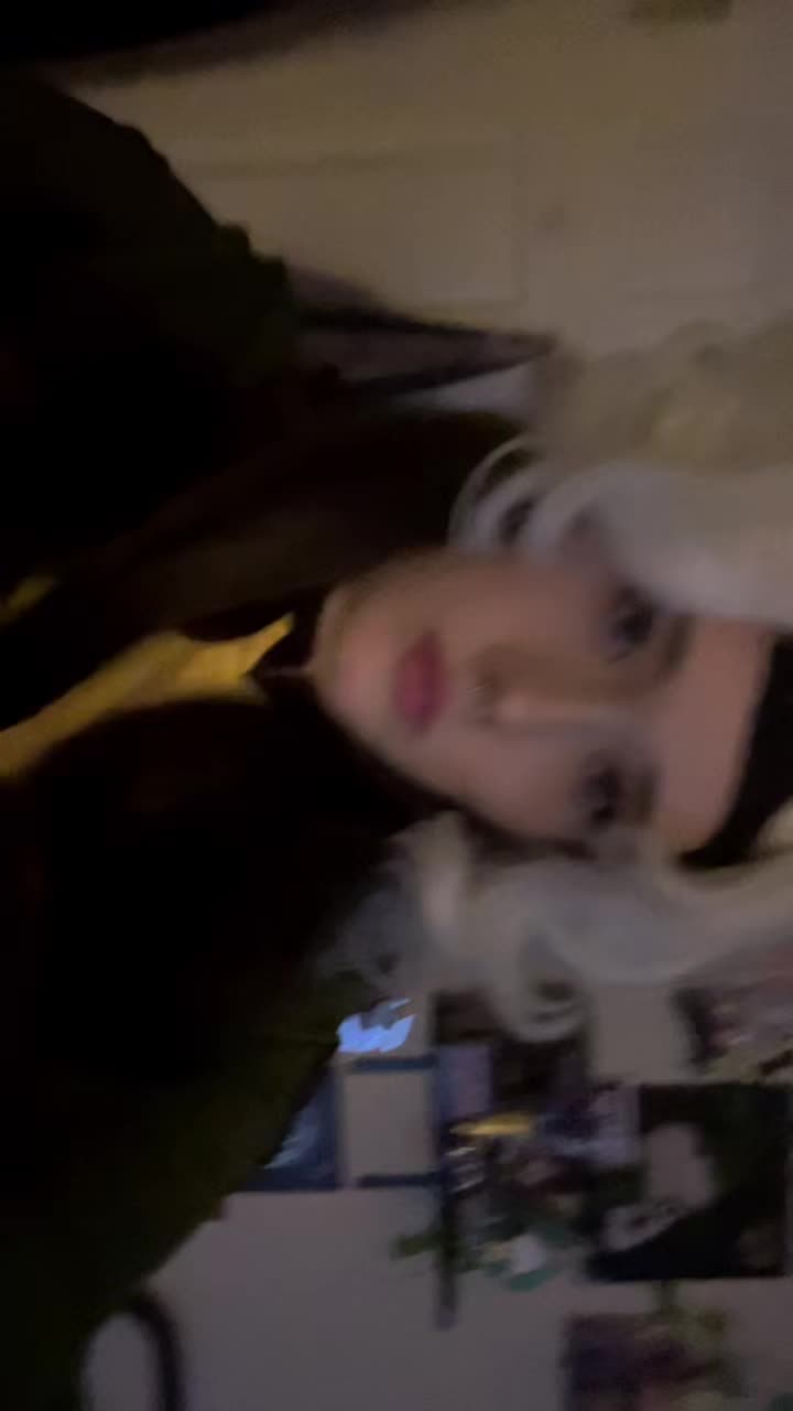 @strawberry_bun_cosplay