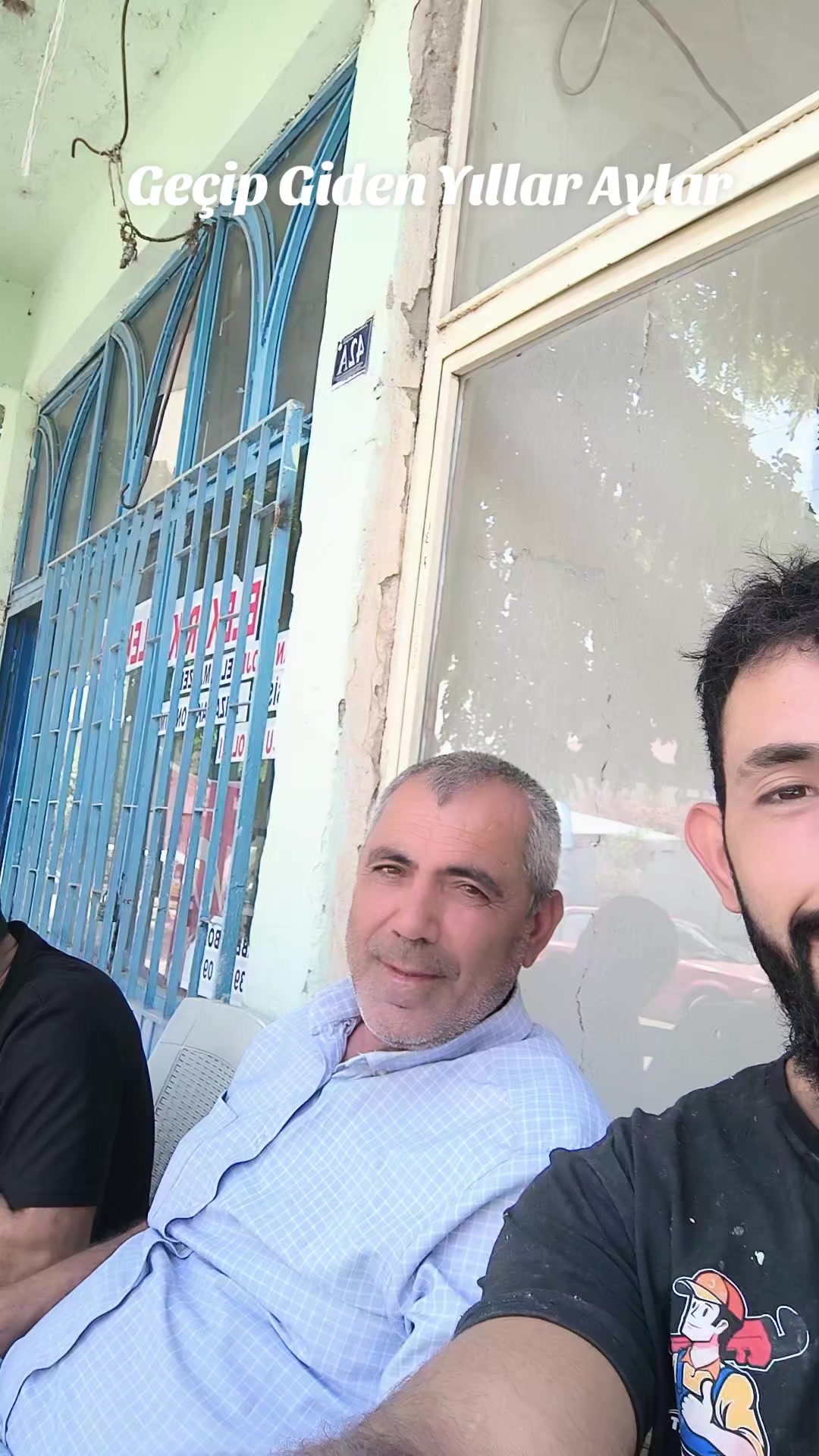 @İ&Ccedil;İ AŞK DOLU